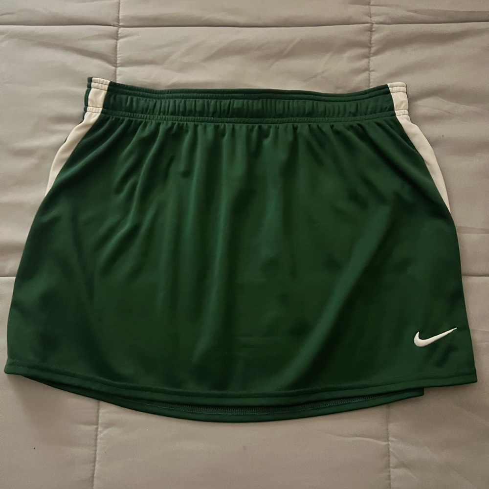 Nike retro green skirt